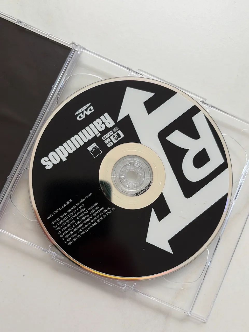 CD + DVD Raimundos MTV Ao Vivo Original - Foto 3