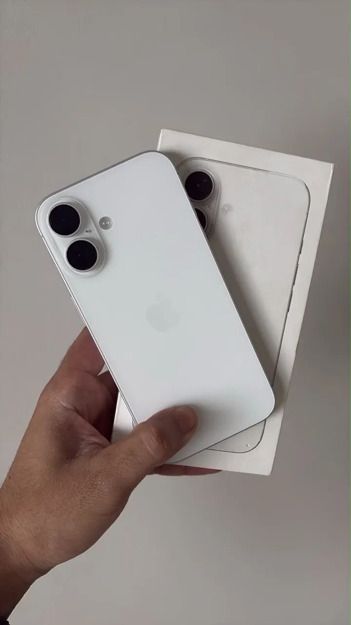 iPhone 16