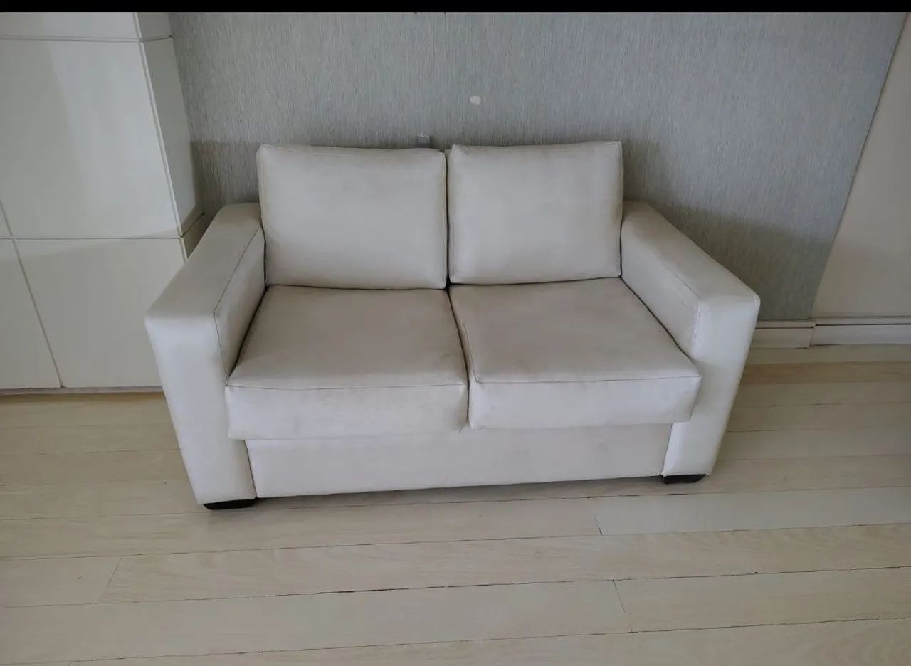 Sofá corino off white