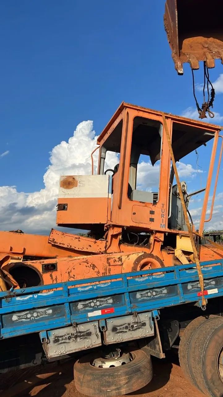 MOTONIVELADORA FIATALLIS FG170 PARA PEÇAS 1