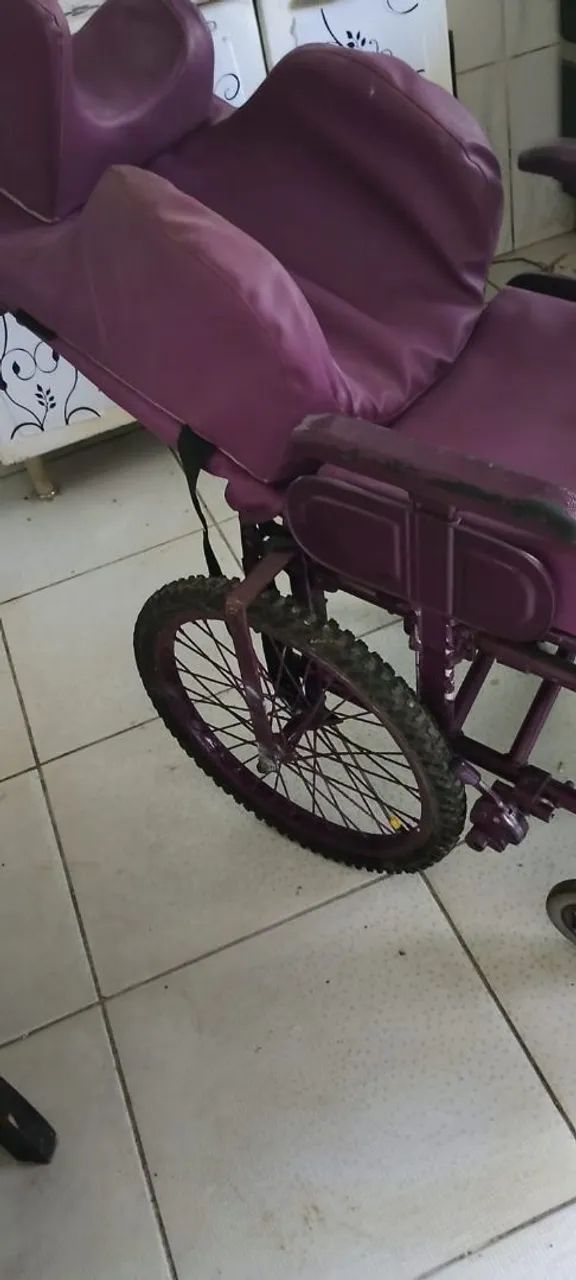 Cadeira de rodas adaptada