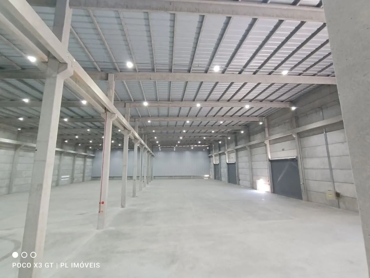 GALPÃO INDUSTRIAL PARA LOCAÇÃO EM TIJUCAS/SC - Foto 3
