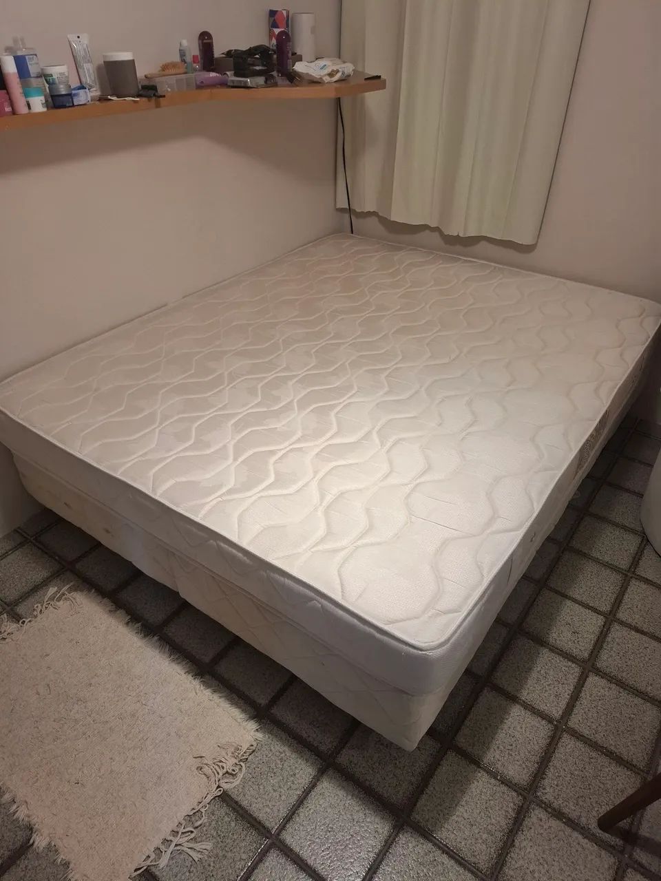 Cama box Queen