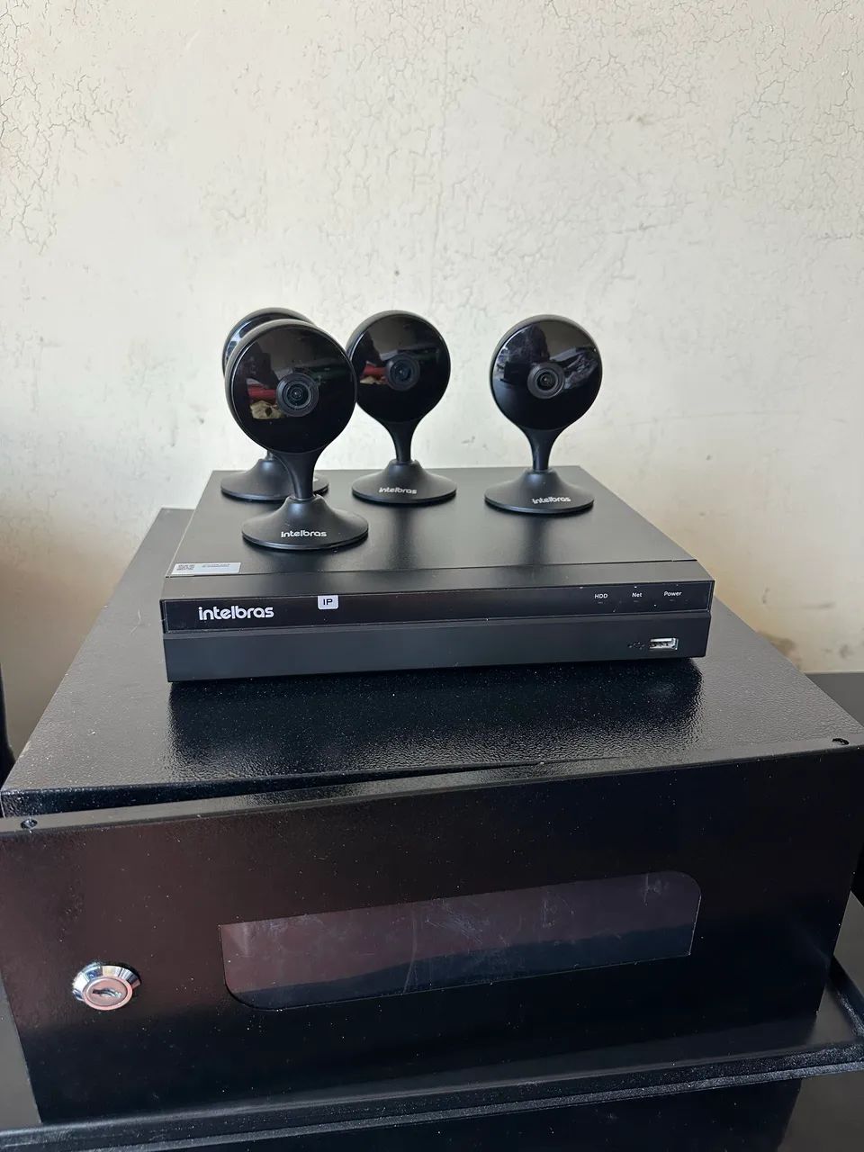 KIT CAMERA Wi-Fi HD IM3 C BLACK COM NVR + HD - Foto 5