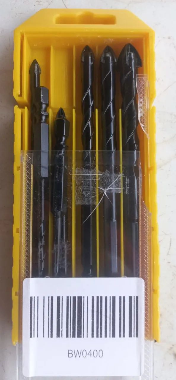 Vendo um kit de broca Triangular de carboneto