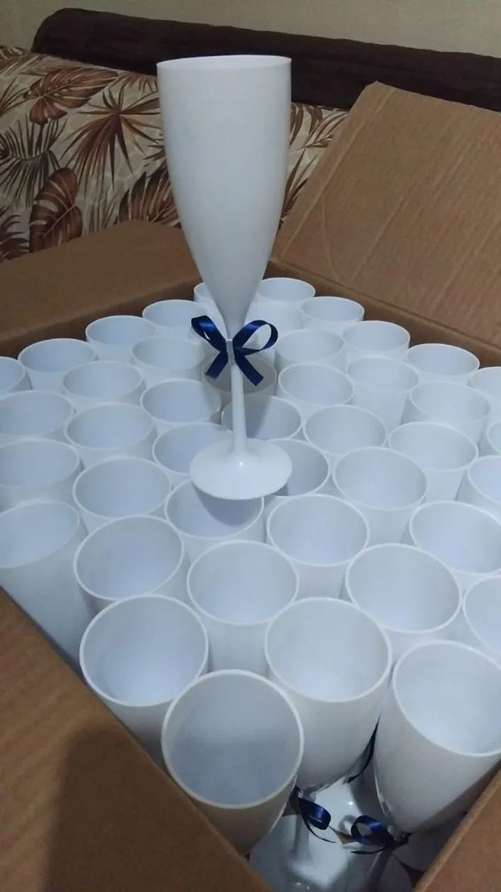 Taças plásticas