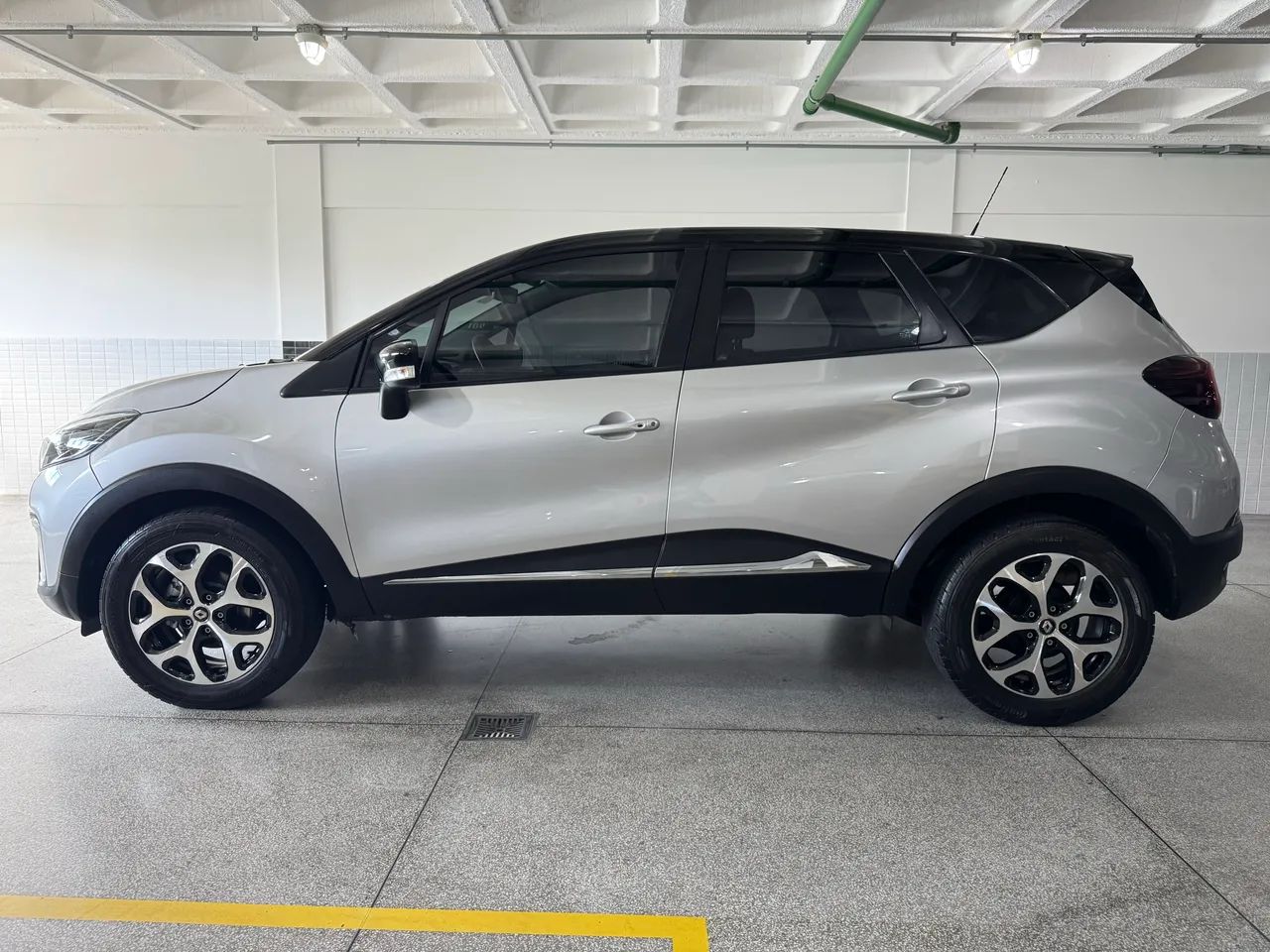 Renault Captur Intense 1.6 16V Flex 5P Aut. 2019 - Foto 2