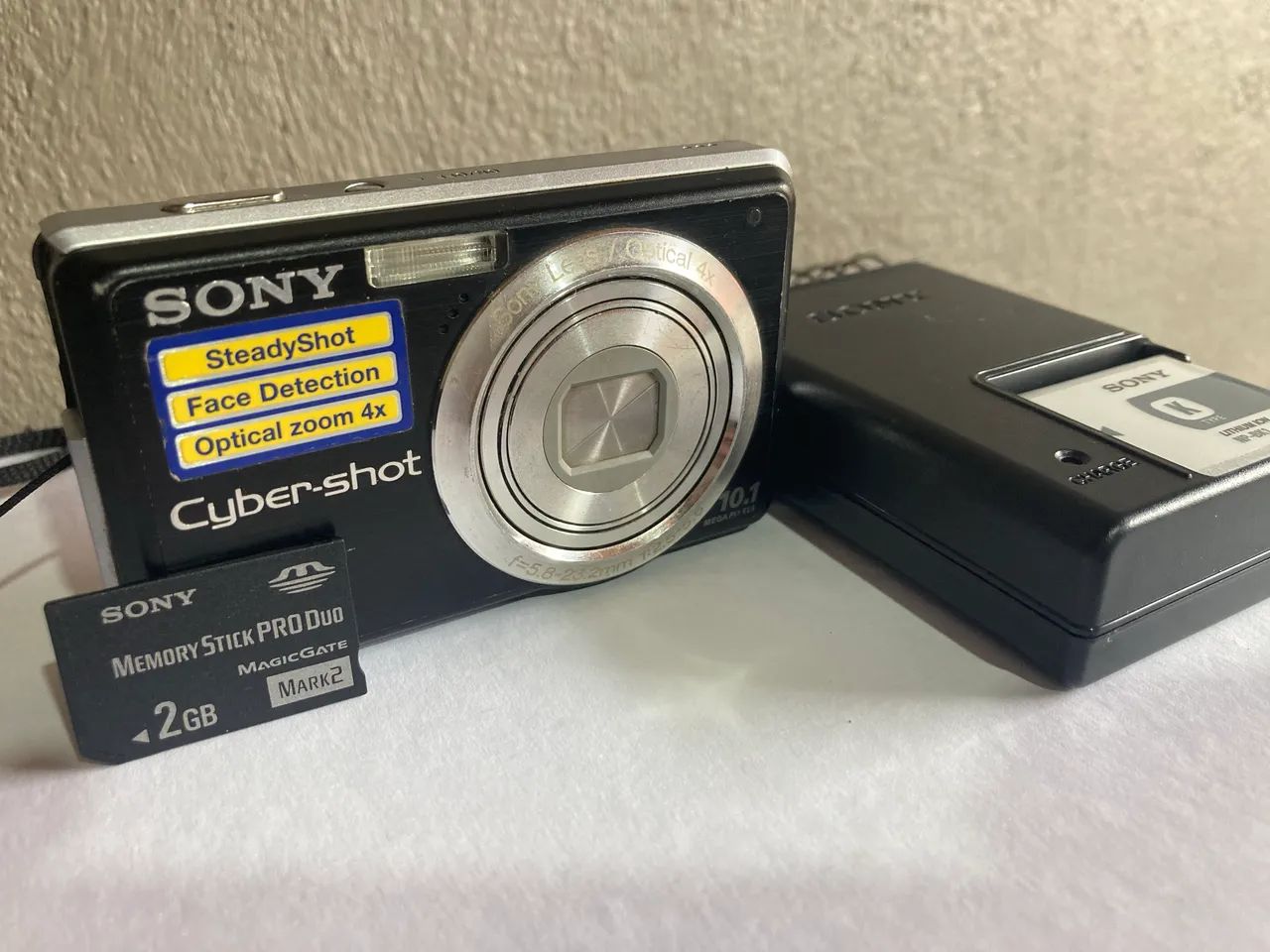 Câmera Sony cyber shot s950/10.1 mp - Câmeras e Filmadoras
