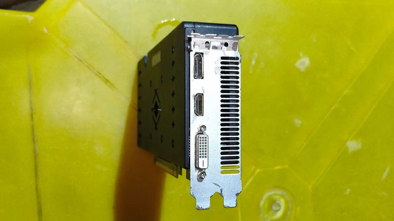 RX 590 GME COM DEFEITO - Foto 3