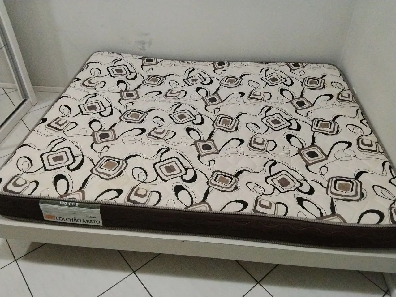 Cama Casal Queen Tarumã 