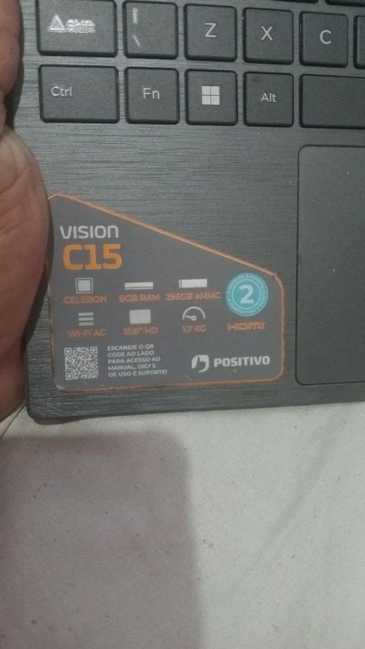 Notebook semi novo 