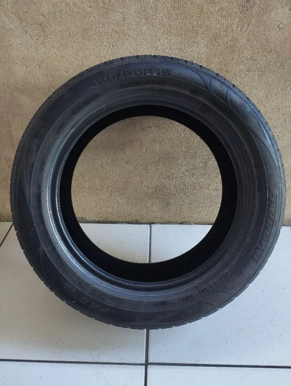 Pneu Farroad 195/55 R15 - (Sem Vulcanização ou Reparos) - Foto 2