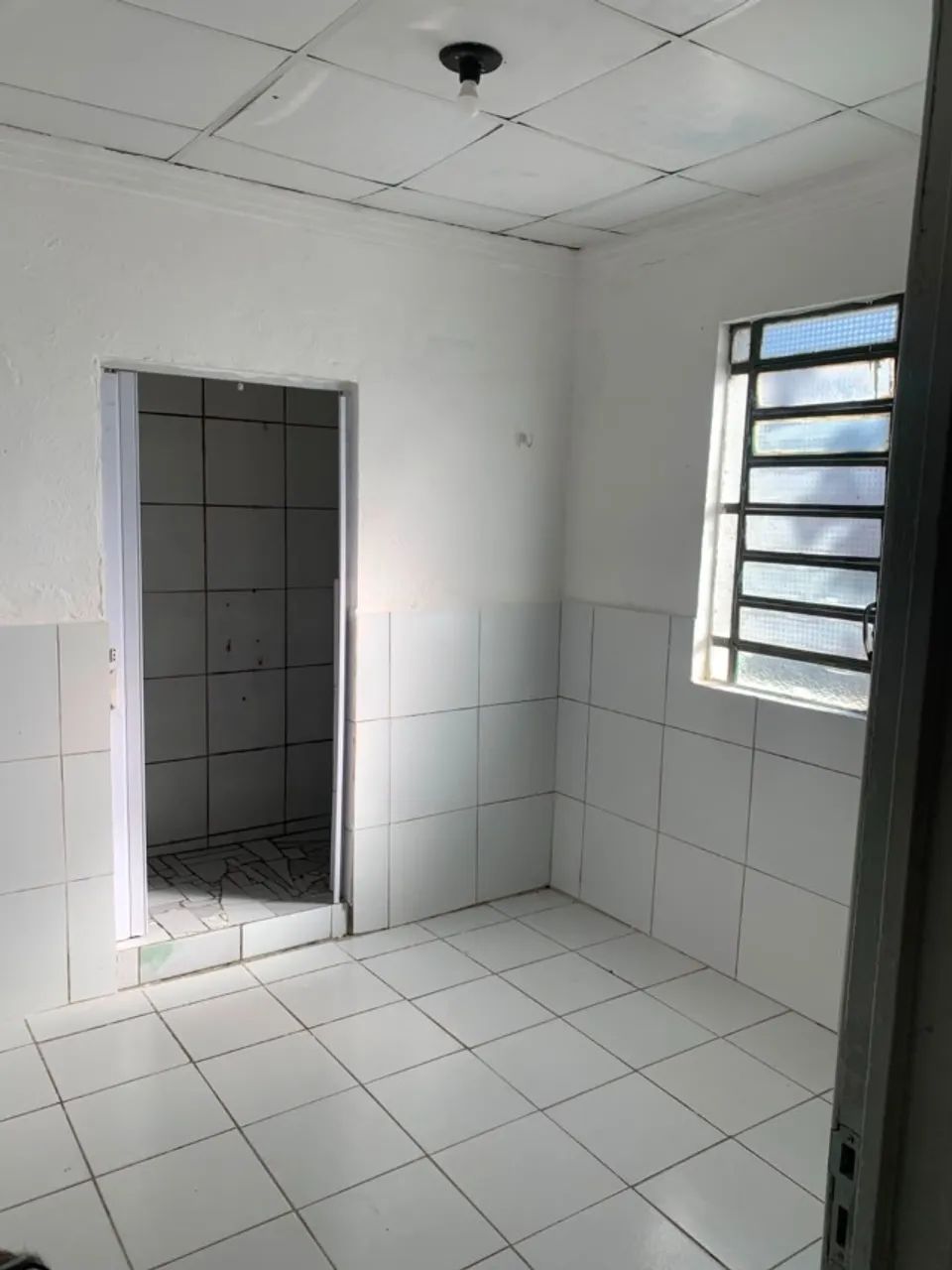 Casa para alugar - 2 quartos, garagem e terraço - Foto 4