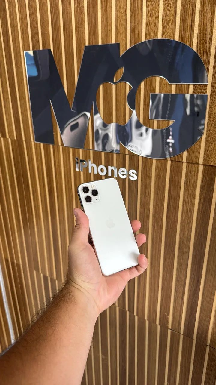 iPhone 11 Pro 64gb - (Loja Física + Garantia) - Celulares e