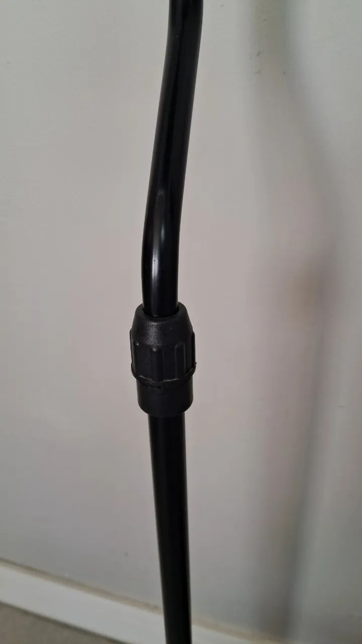 Par de Caixas de som Sony com pedestal - Foto 4