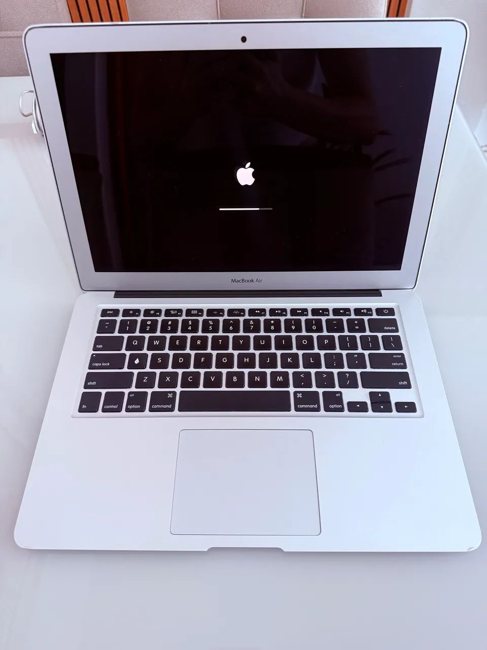 MacBook Air 13 2013 i5 | SSD 256GB | 4GB RAM | Muito Conservado