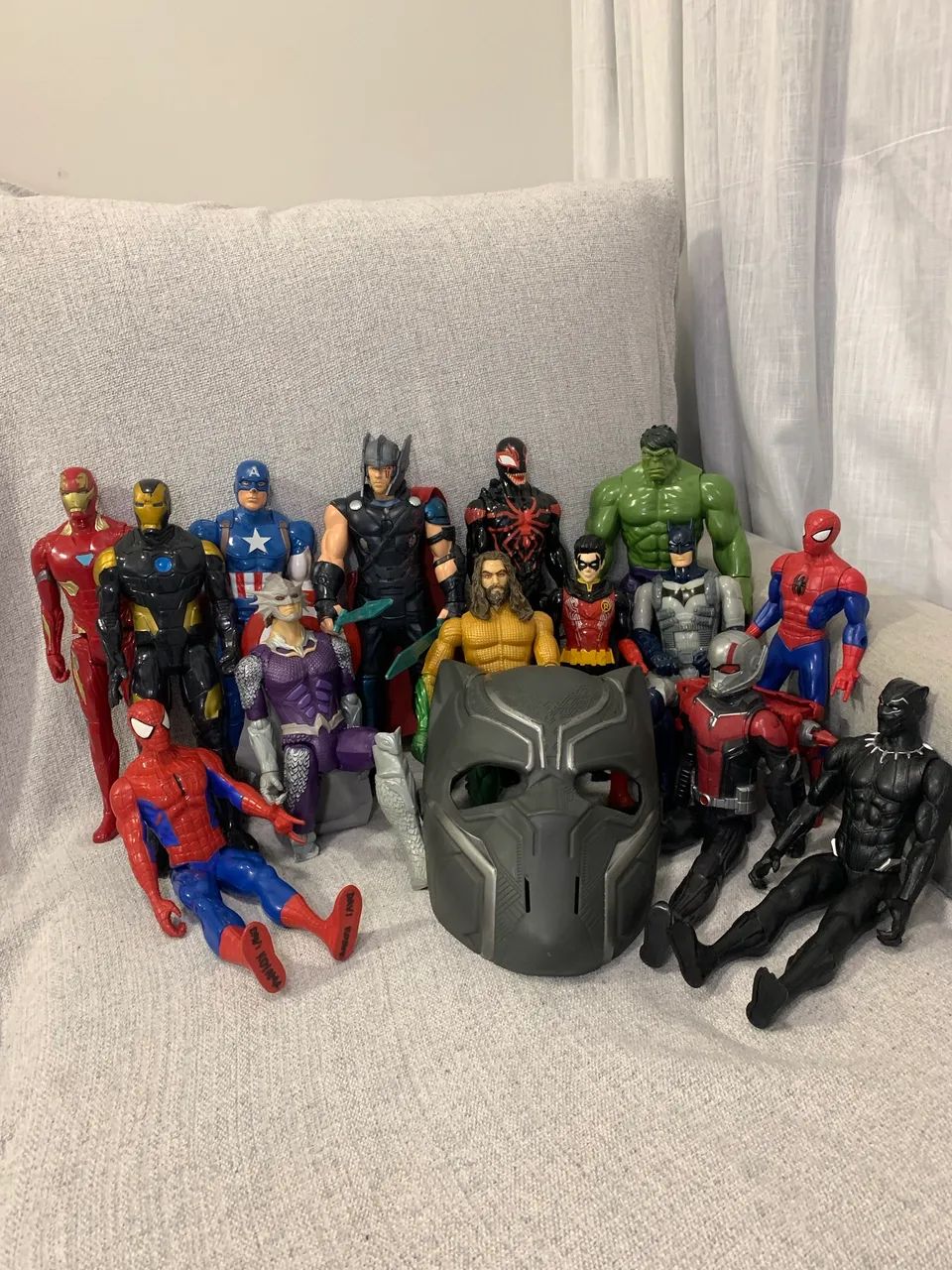 Bonecos Marvel e DC Super Heróis - Homem-Aranha, Thor, Batman, Aquaman?