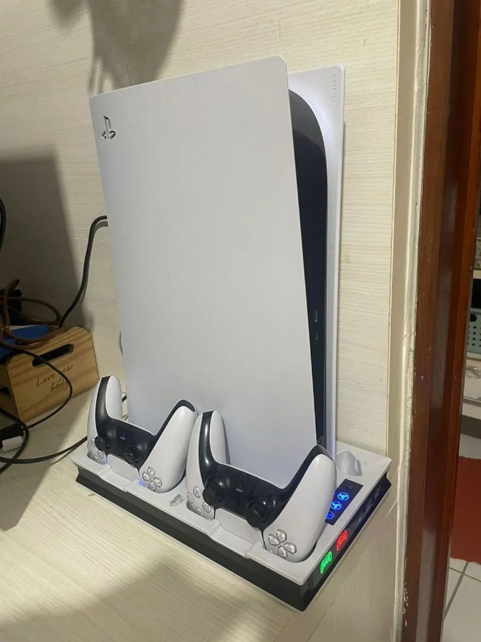 Playstation 5 2tera com leitor 2 controles e base 
