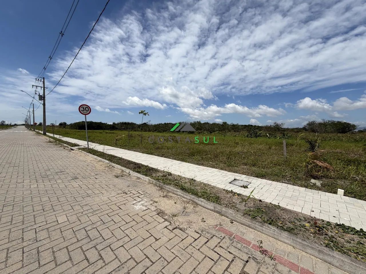 Lote em rua sem saída no reserva do lago