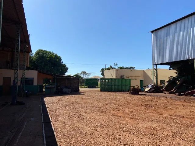 Galpão 900m2 e 2000m2 de terreno em Pradopolis-SP - Foto 4
