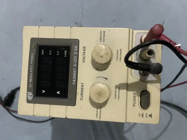 Fonte Ajustada de Bancada