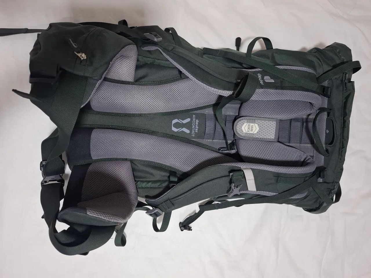 VENDO MOCHILA DEUTER NOVA - Foto 3