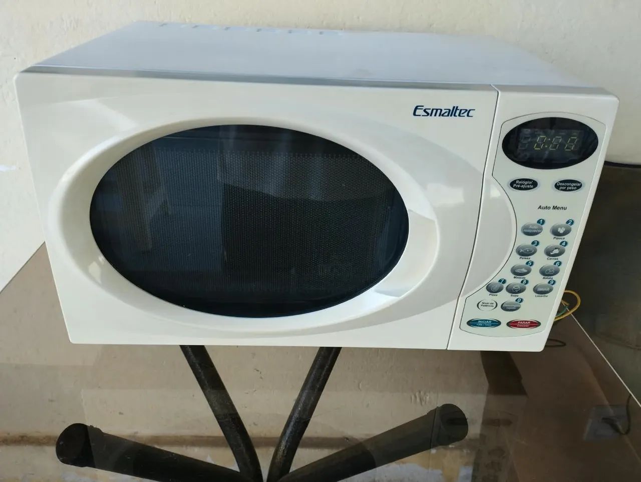 Microondas Esmaltec 20 litros 
