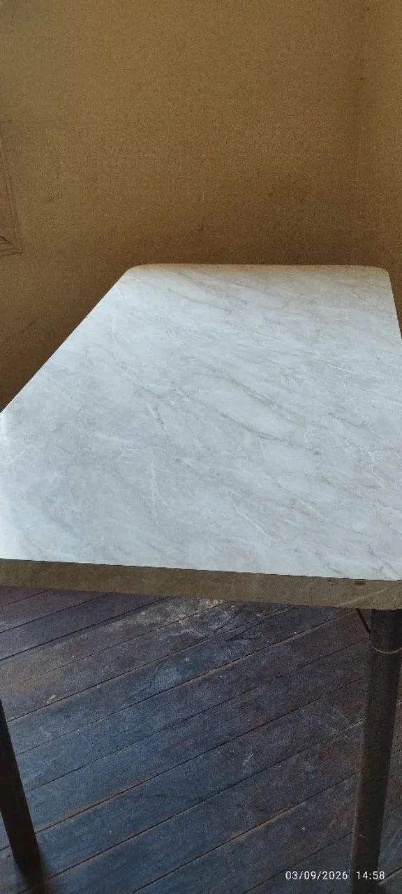 Mesa fórmica pés de ferro - Foto 2