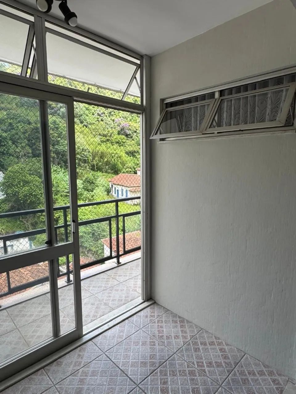 Alugo apartamento no Centro com 2 quartos e garagem - cod 91021 - Foto 4