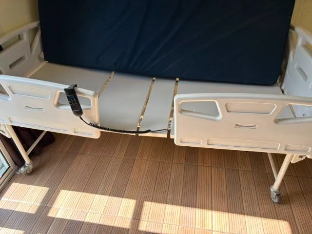 Cama hospitalar elétrica  - Foto 2
