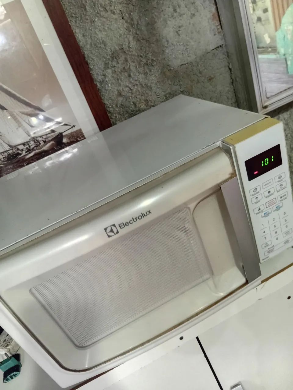 Micro-ondas Electrolux 31litros 110volts 