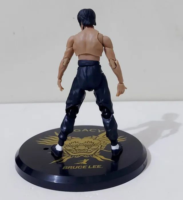 Action Figure Bruce Lee SH Figures Bandai Spirits 14cm - Foto 5