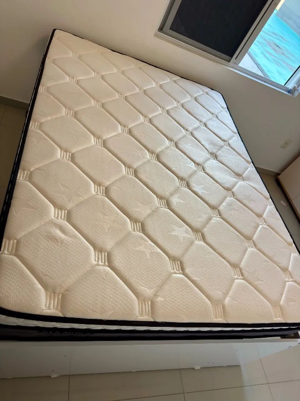Cama de casal com guarda-roupa  - Foto 5