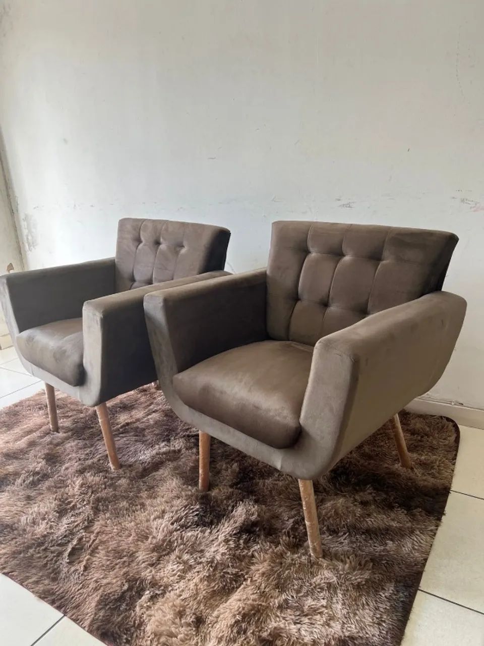 POLTRONAS NOVAS - VÁRIAS CORES  - Foto 3