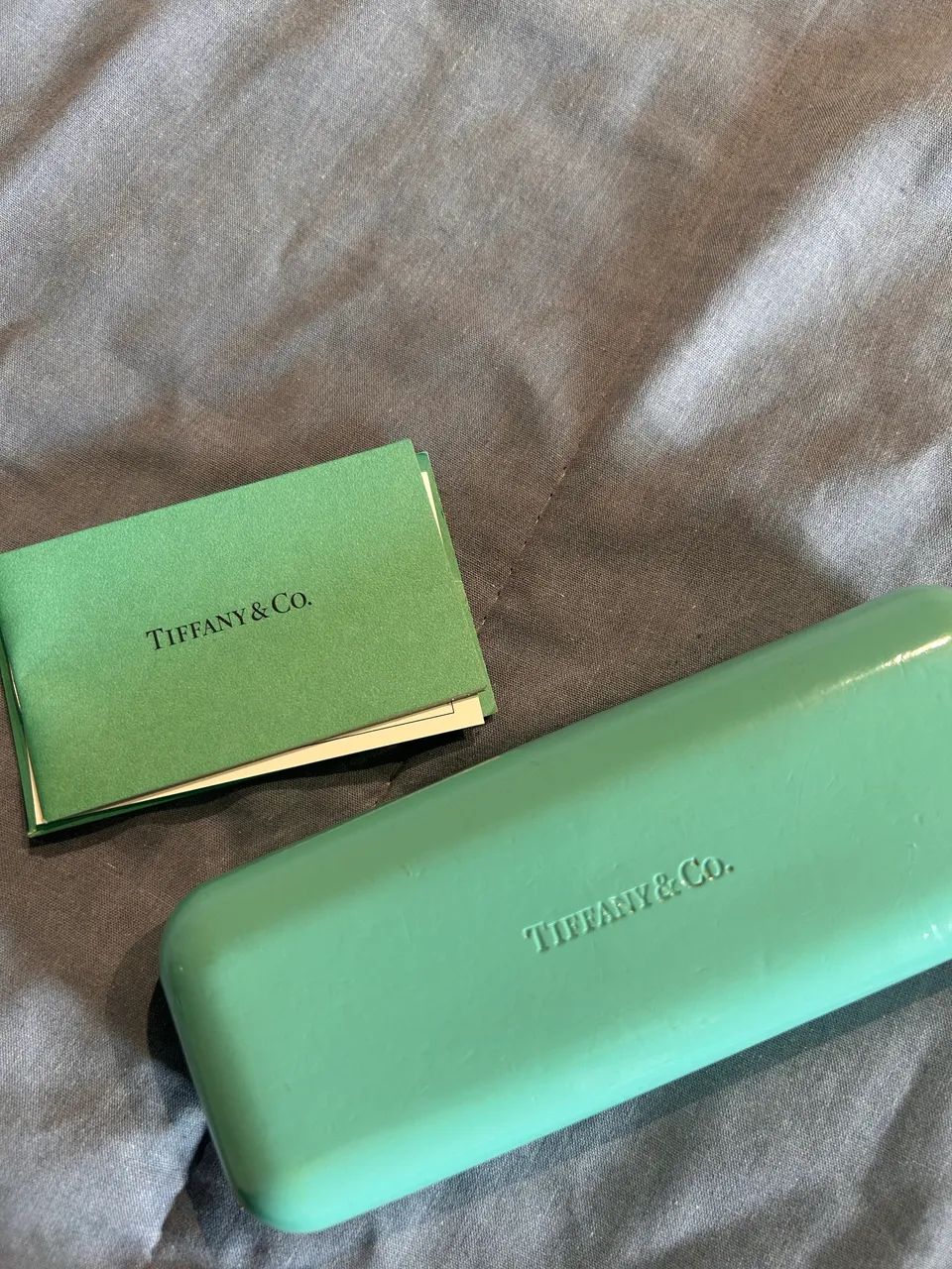 ÓCULOS TIFFANY & CO. - ELEGÂNCIA E SOFISTICAÇÃO - Foto 2