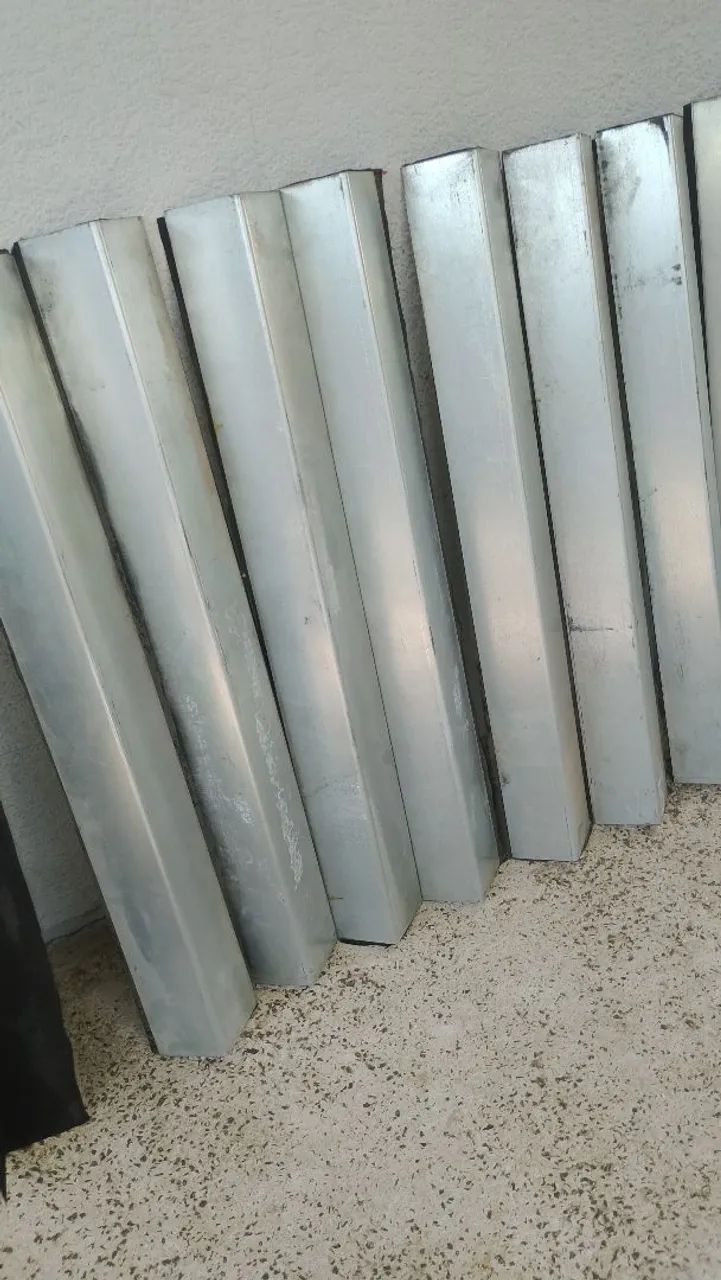 Cantoneira de aço/ protetor de sinta de amarração forrados - Foto 3
