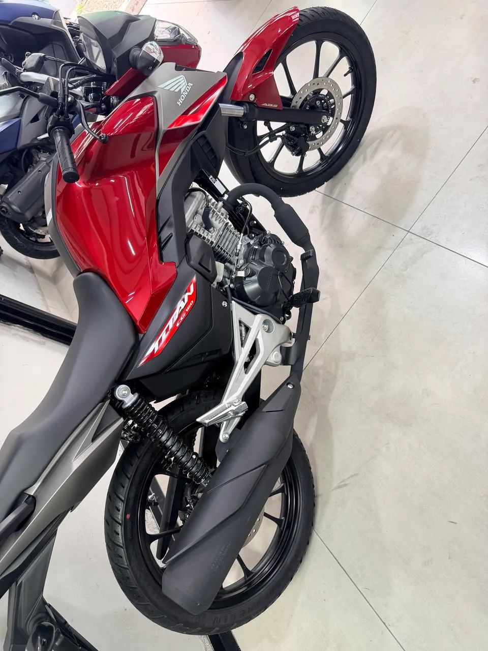 TITAN 160 ABS 2026 - Foto 5