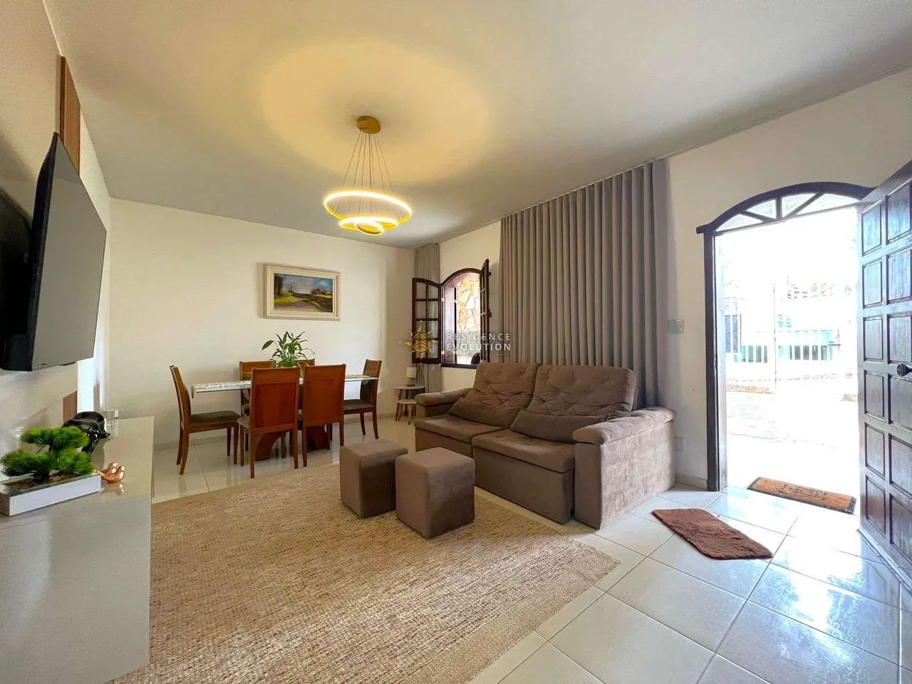 Casa, 6 quartos, 2 suites, 6 vagas - Foto 2