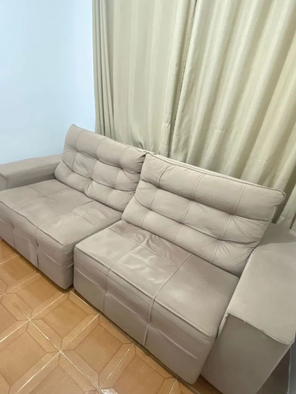 Sofá Retrátil 4 Lugares Bege - Foto 4