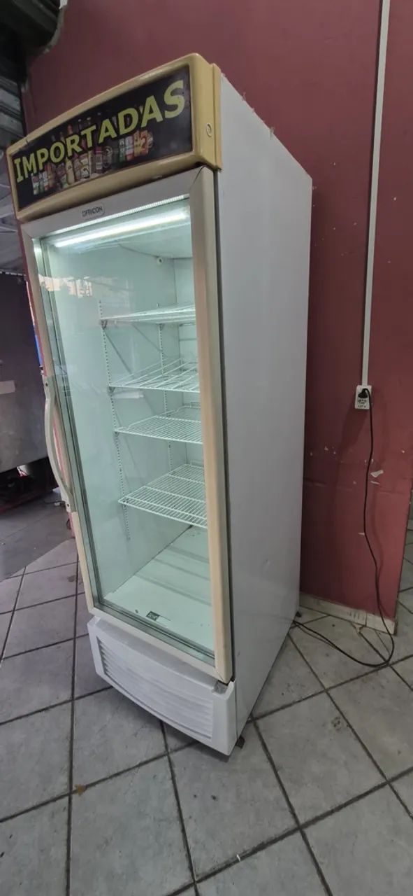Expositora de bebidas porta de vidro grande 565 litros - Foto 4