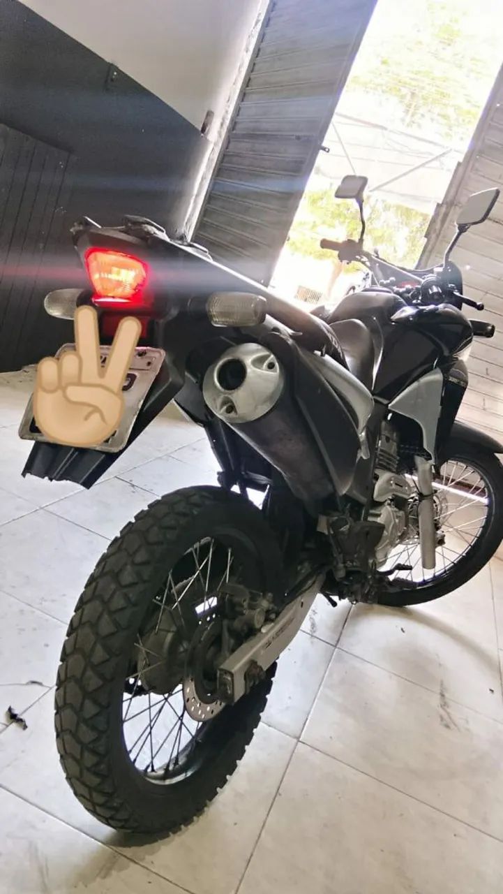 Xre 300 2015