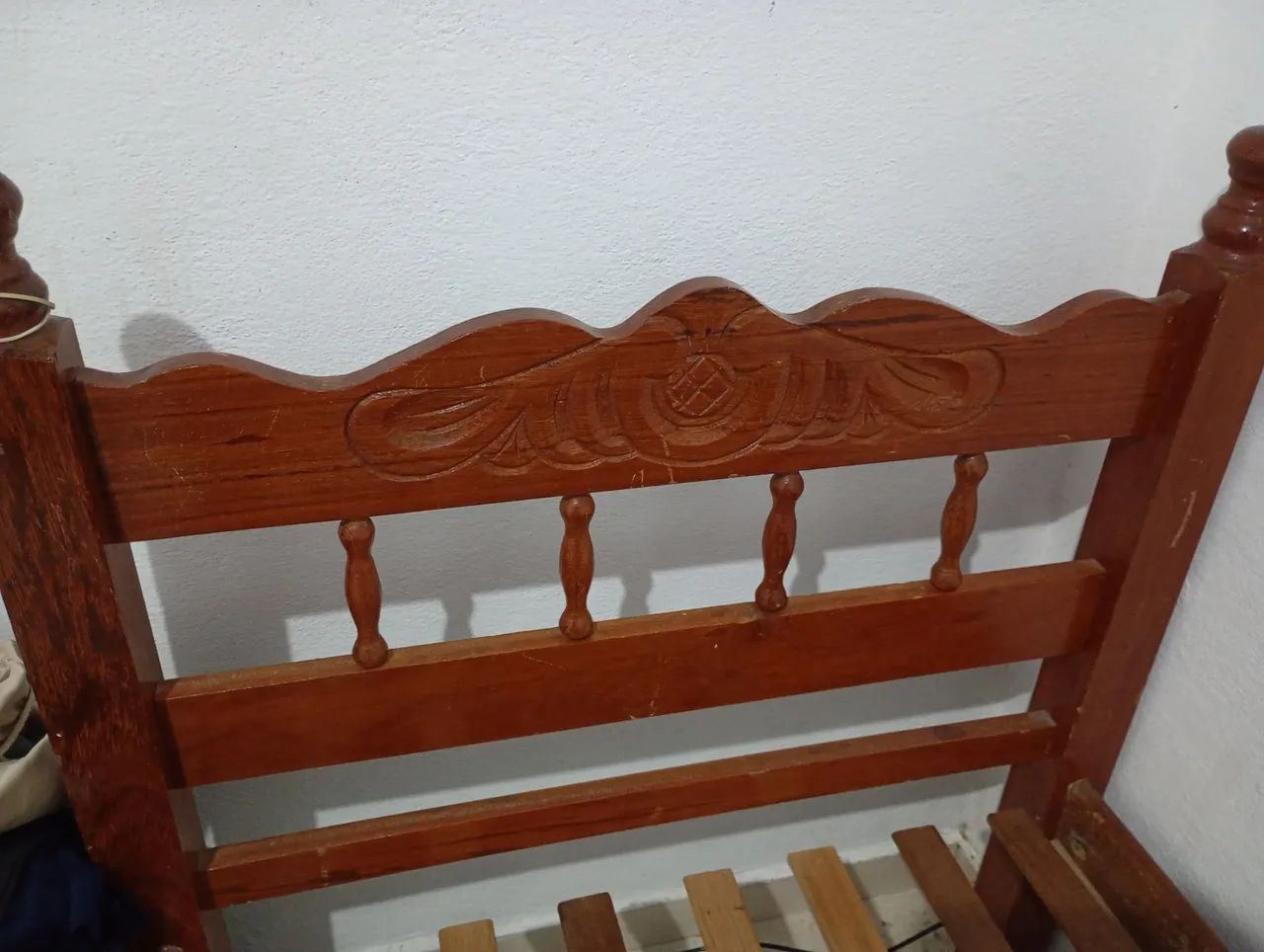 Cama solteiro de madeira qualidade  - Foto 2