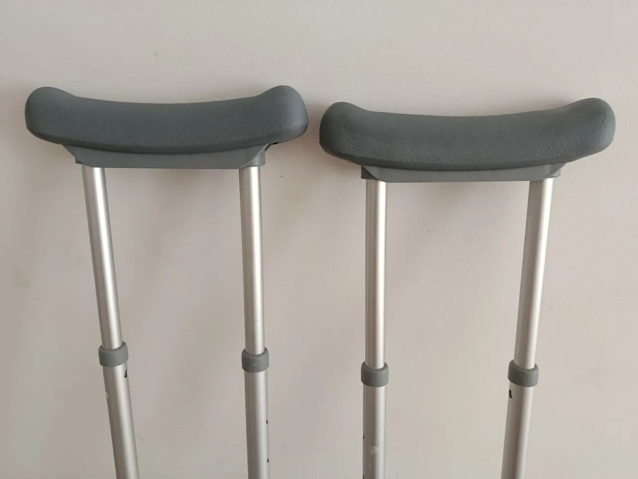 Muletas en aluminio  - Foto 3