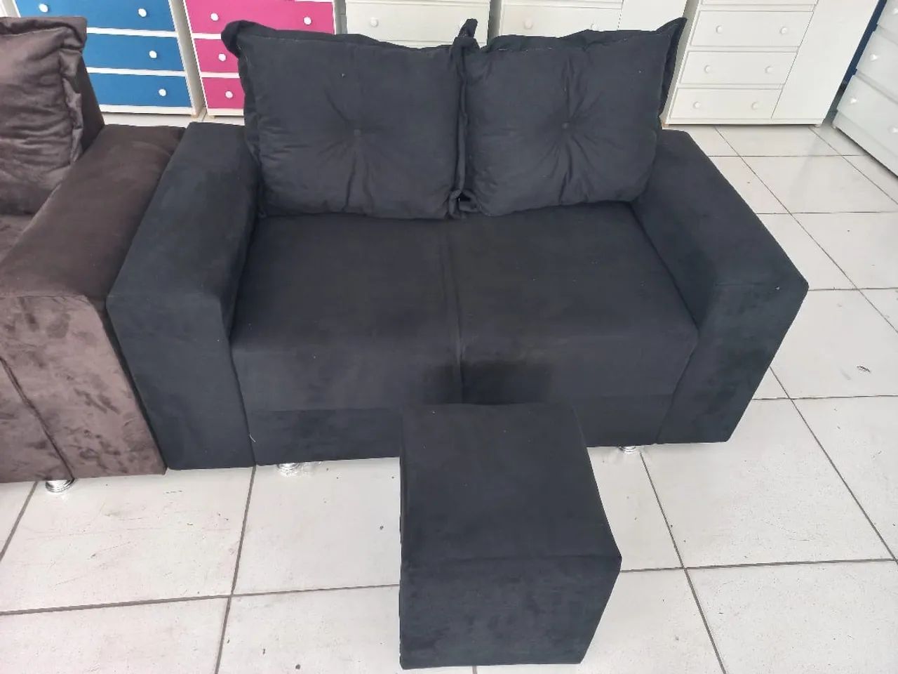Sofá 2 Lugares + Puff de brinde (Entrega Grátis) - Foto 2