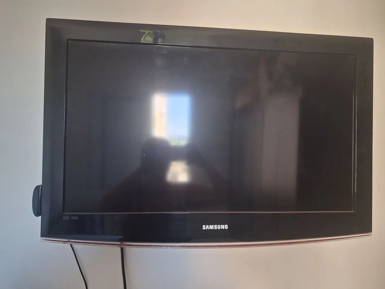 Vendo tv Samsung 32 polegadas LCD com aparelho Roku incluso  - Foto 3