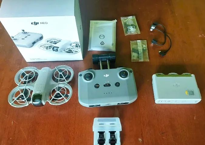 DJI Neo Fly More Combo + Filtros ND Neewer (Novo)