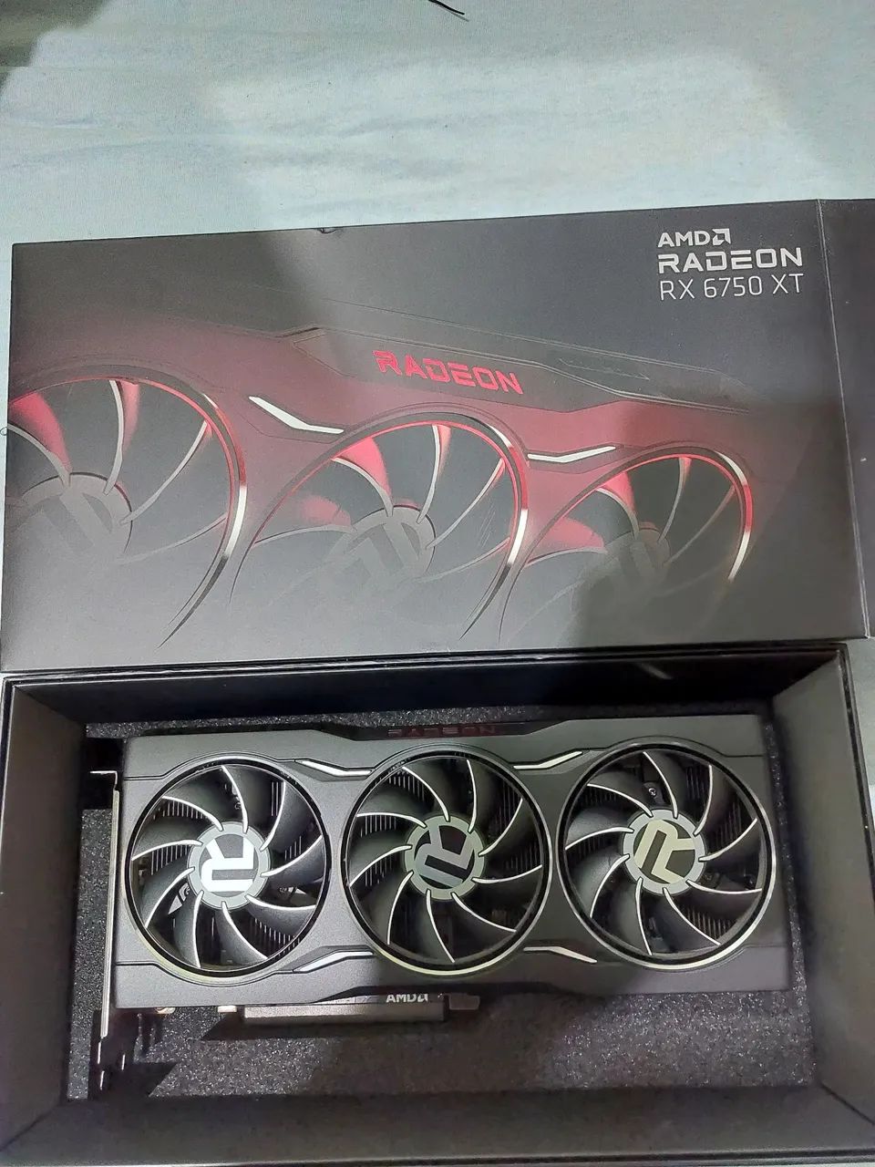 RX 6750XT Founders Edition - Foto 2
