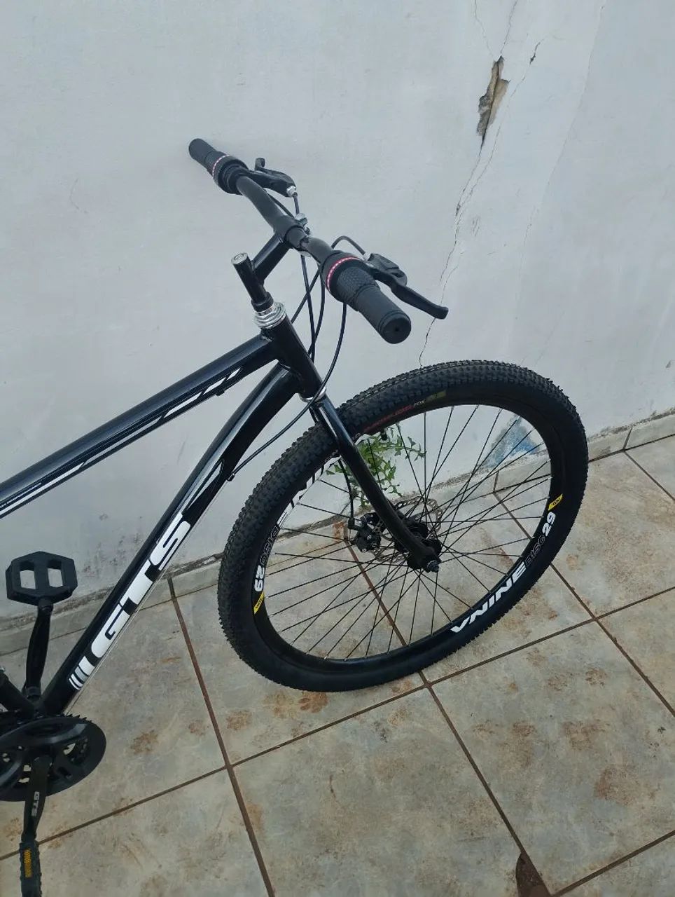 Bicicleta aro 29 semi-nova