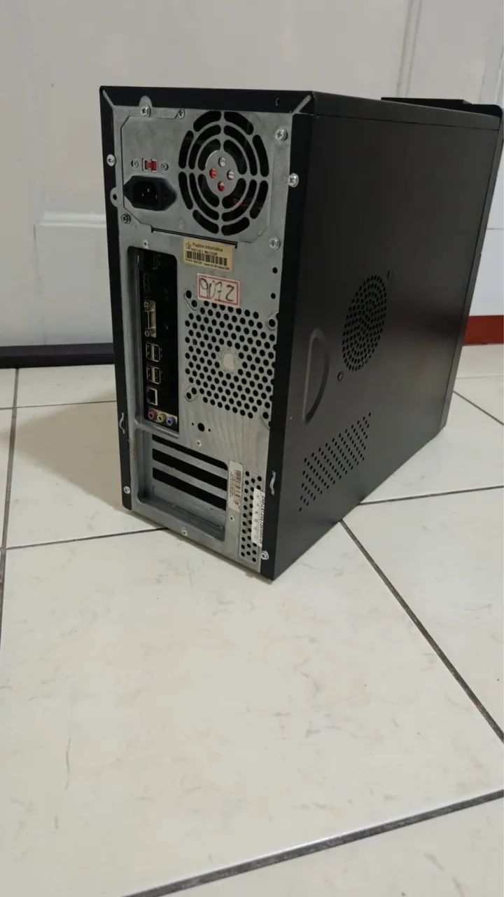 Computador com 2 teclados e mouse - Foto 2