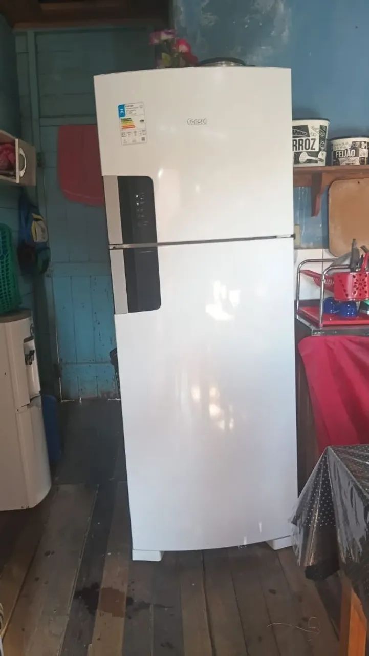 Vendo geladeira Consul baratinho